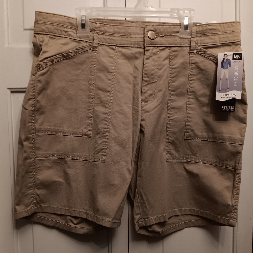 Lee Women's Tan Bermuda Shorts